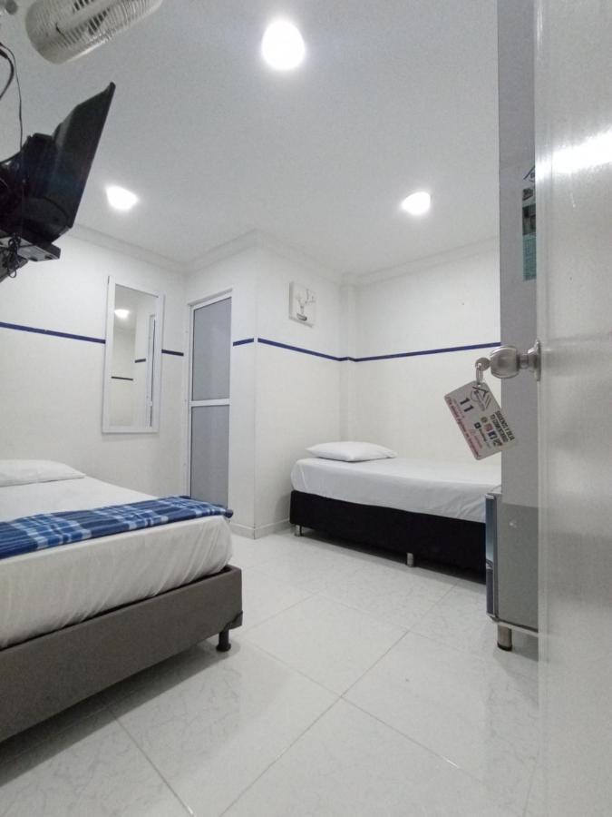 Casa Hotel Manco Mora Μεντεγίν Εξωτερικό φωτογραφία