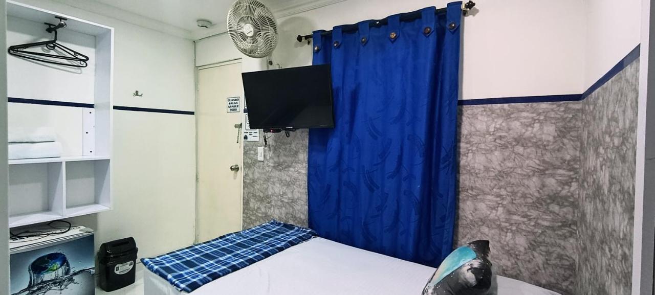 Casa Hotel Manco Mora Μεντεγίν Εξωτερικό φωτογραφία