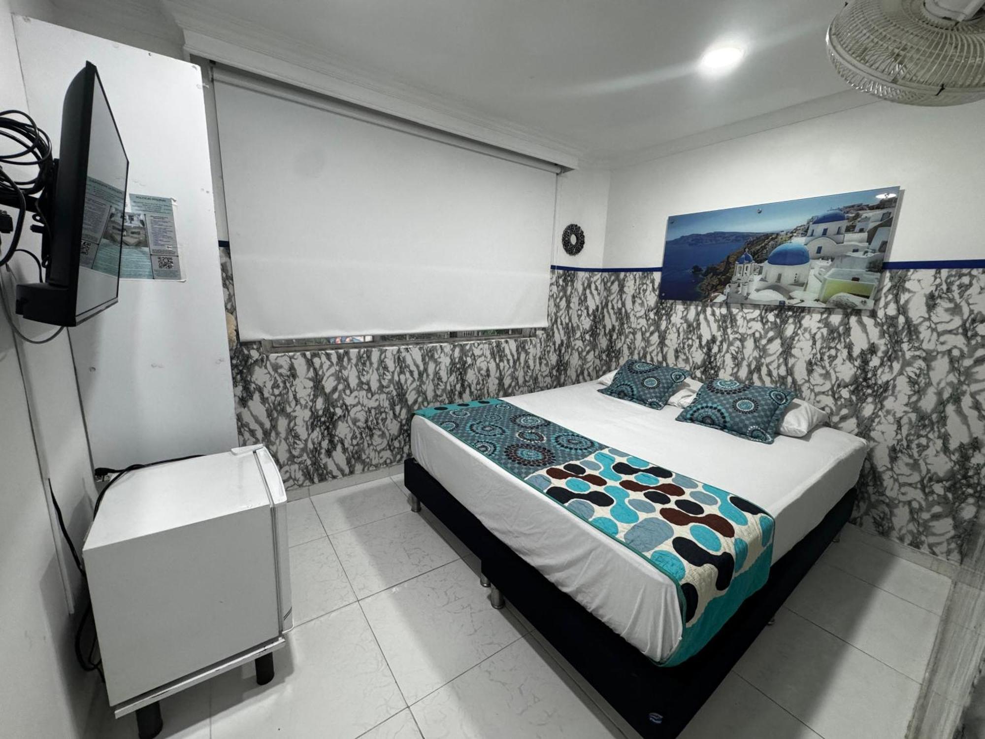Casa Hotel Manco Mora Μεντεγίν Εξωτερικό φωτογραφία