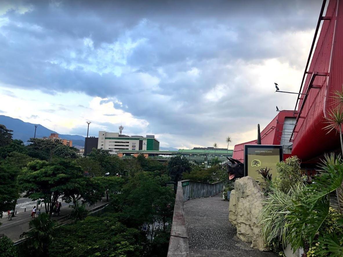 Casa Hotel Manco Mora Μεντεγίν Εξωτερικό φωτογραφία